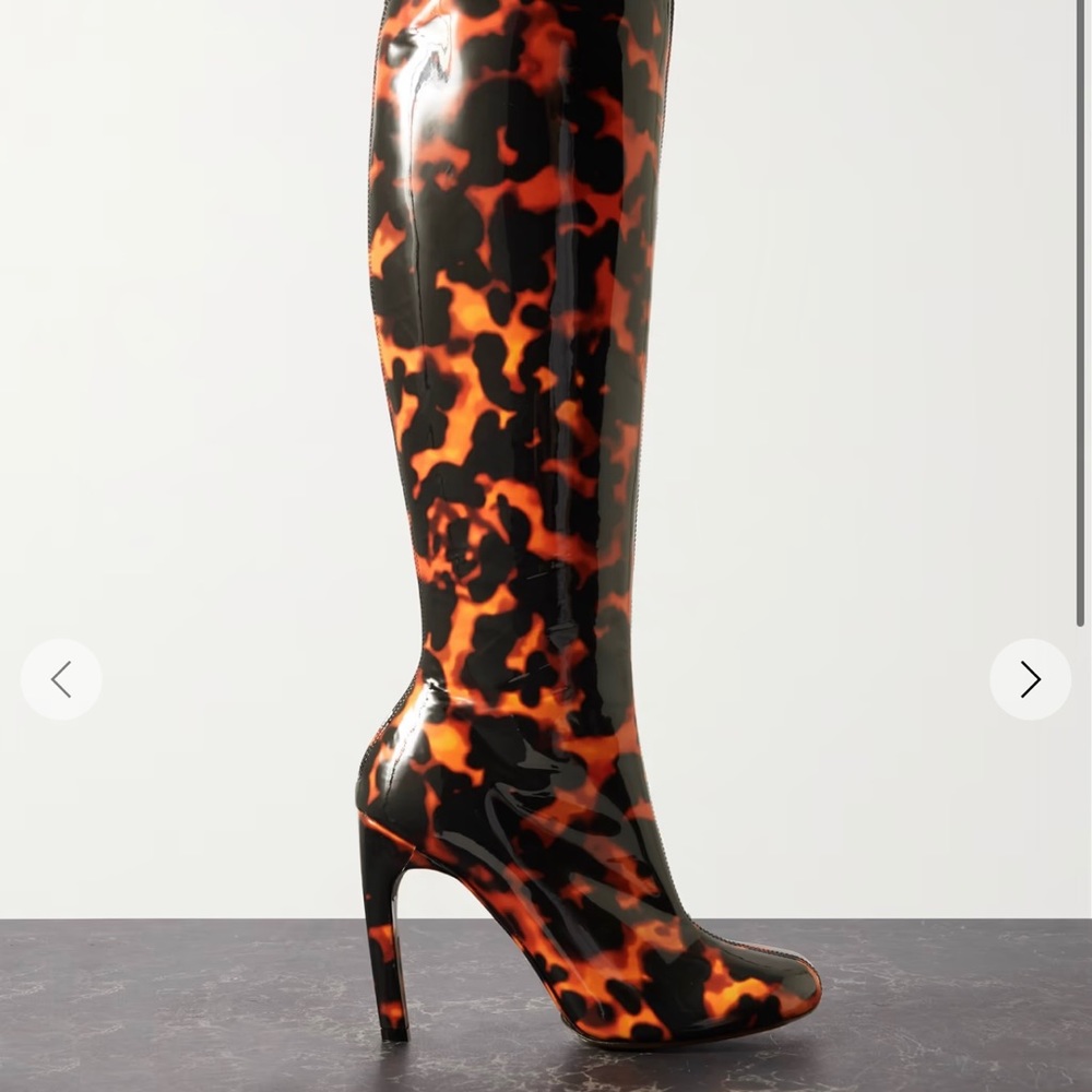 Dries Van Noten
Printed Patent-leather Knee Boots IT40